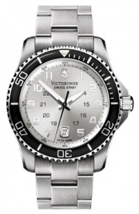 Victorinox Swiss Army Men's 241437 Maverick Silver Dial Watch