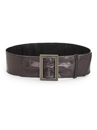 THE LOOKWide silhouetteSleek leather designLarge logo buckle closure THE MEASUREMENTWidth, 3THE MATERIALLeatherORIGINMade in Italy