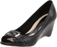 Naturalizer Women's Beata Wedge Pump