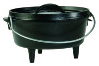 Lodge Logic L8CO3 Pre-Seasoned Camp Dutch Oven with Iron Lid, 2-Quart