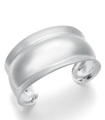 The perfect accent piece. Giani Bernini's sterling silver cuff bracelet features a polished dome-shaped design. Approximate width: 2 inches.