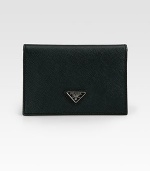 Textured saffiano leather design completed with an iconic logo accent.Six card slotsLeather3W x 5HMade in Italy