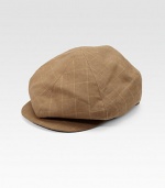 Signature style with soft, heritage-inspired pattern set in lightweight linen.LinenBrim, about 2½Spot cleanMade in USA