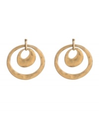 Send your look into another orbit with chic, circular drops. Kenneth Cole New York earrings feature two, cut-out, graduated circles on a post backing. Set in worn gold tone mixed metal. Approximate drop: 1-1/2 inches.