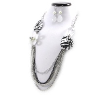 Necklace set 'french touch' Sissi silver plated white.