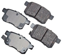 Akebono ACT1336 ProACT Ultra-Premium Ceramic Brake Pad Set