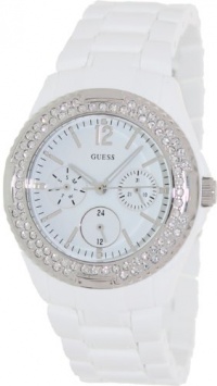 GUESS Women's U0062L7 Silver-Tone Feminine Classic Watch