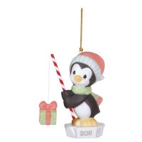 Precious Moments Dated 2011 Penguin Ornament Catch the Spirit of Christmas