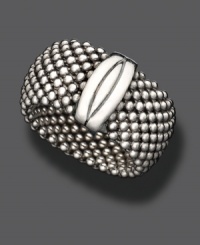 Comfort and style combine in this modern sterling silver mesh ring. Size 7.