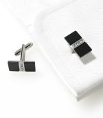 Put the sleek in your workweek with the modern finishing touch of these rectangular cufflinks from Geoffrey Beene.