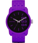 Hot off the presses! This vibrant unisex watch from Diesel glams up your weekend look.